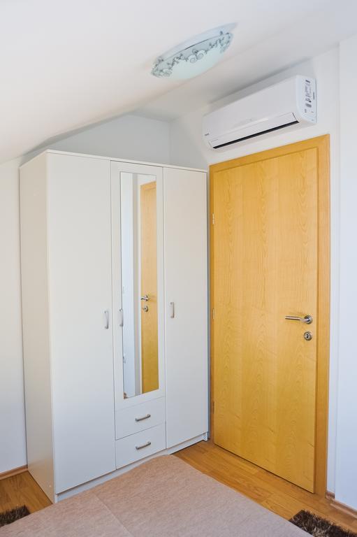 Apartmani Roko *
