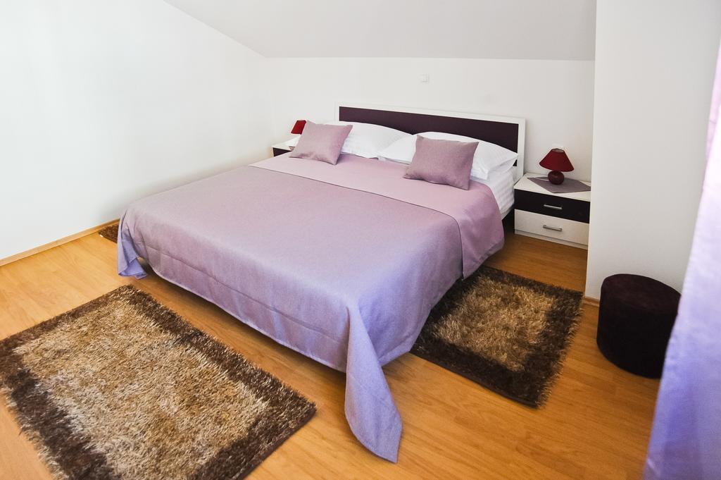 Apartment Apartmani Roko *